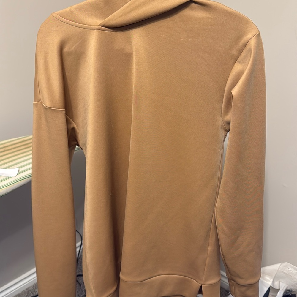 OpenEdit Mens hoodie 
Size Medium
96% percent Polyester 
4% spendix